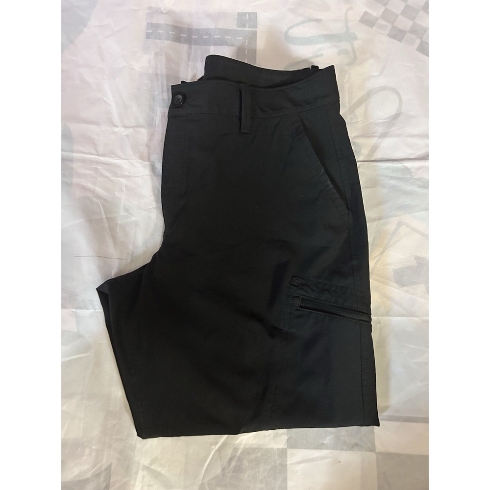 Eddie Bauer Women's Capri Pants Size 4 Black Outdoor Hiking Travel Cargo